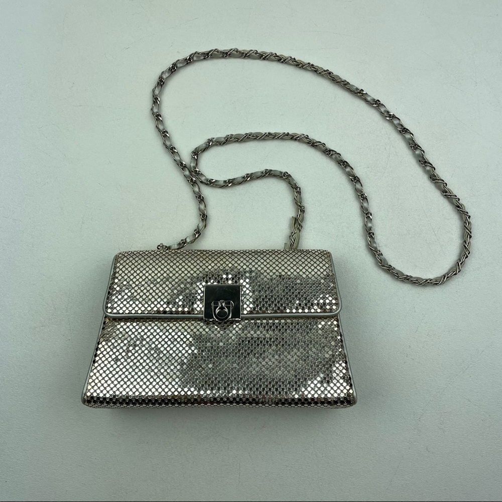 WHITING & DAVIS SHINY SILVER MESH PURSE CROSS BAG